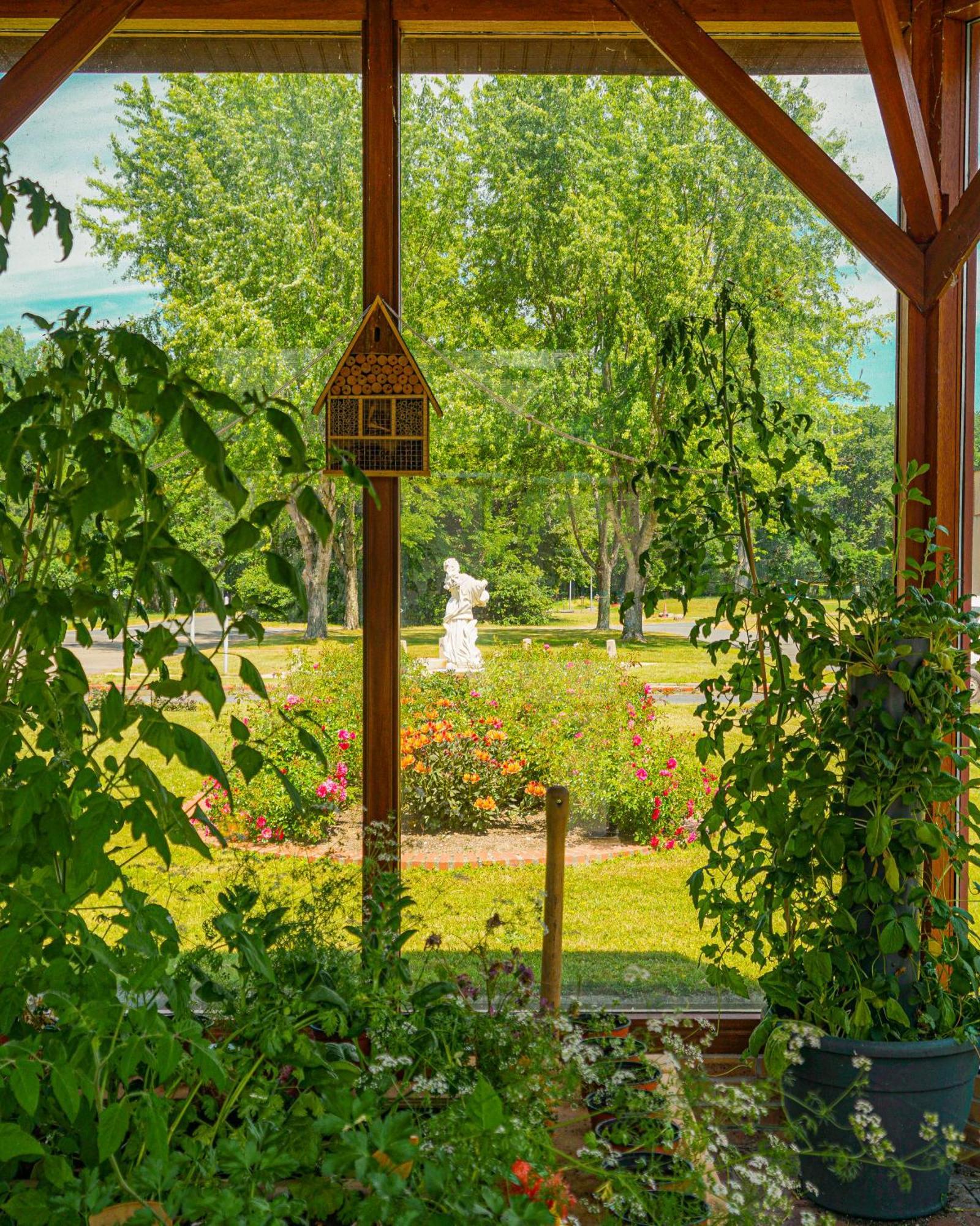 Hotel-Restaurant Domaine De La Grande Garenne Neuvy-sur-Barangeon Luaran gambar