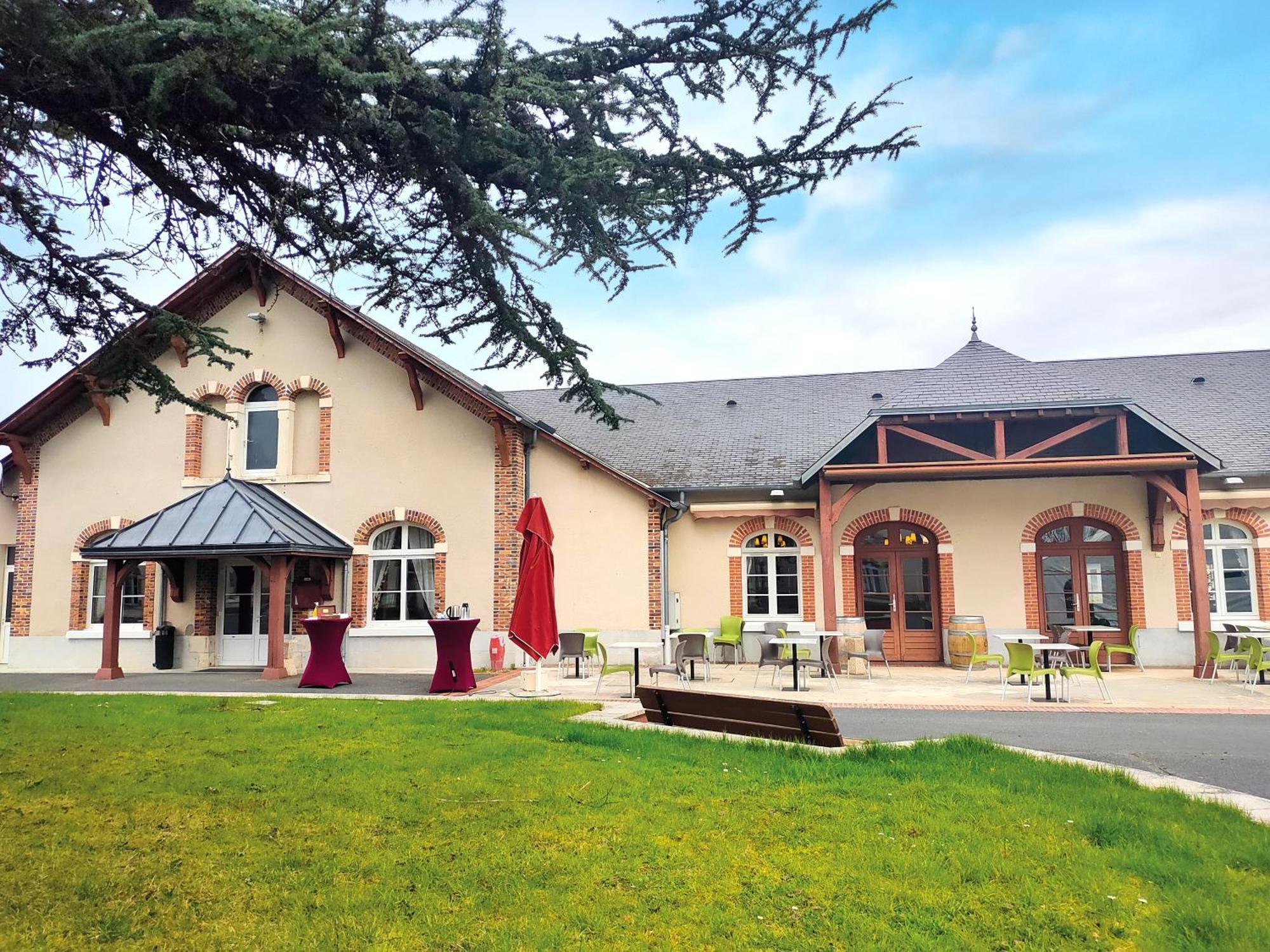 Hotel-Restaurant Domaine De La Grande Garenne Neuvy-sur-Barangeon Luaran gambar